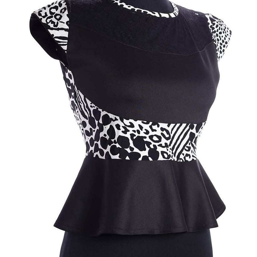 LIRIA TOP RIVAL DISEÑO INDUMENTARIA PRINT NEGRO BLANCO