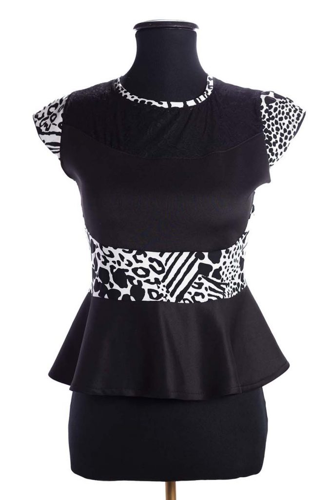 LIRIA TOP RIVAL DISEÑO INDUMENTARIA PRINT NEGRO BLANCO