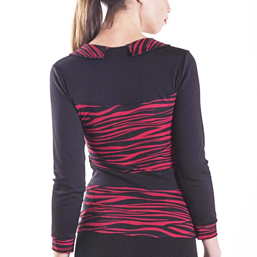 KOROVA TOP POLERA RIVAL DISEÑO INDUMENTARIA