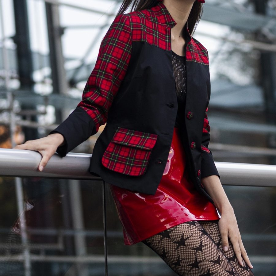 AUGUSTA RIVAL DISEÑO INDUMENTARIA TARTAN ROJO