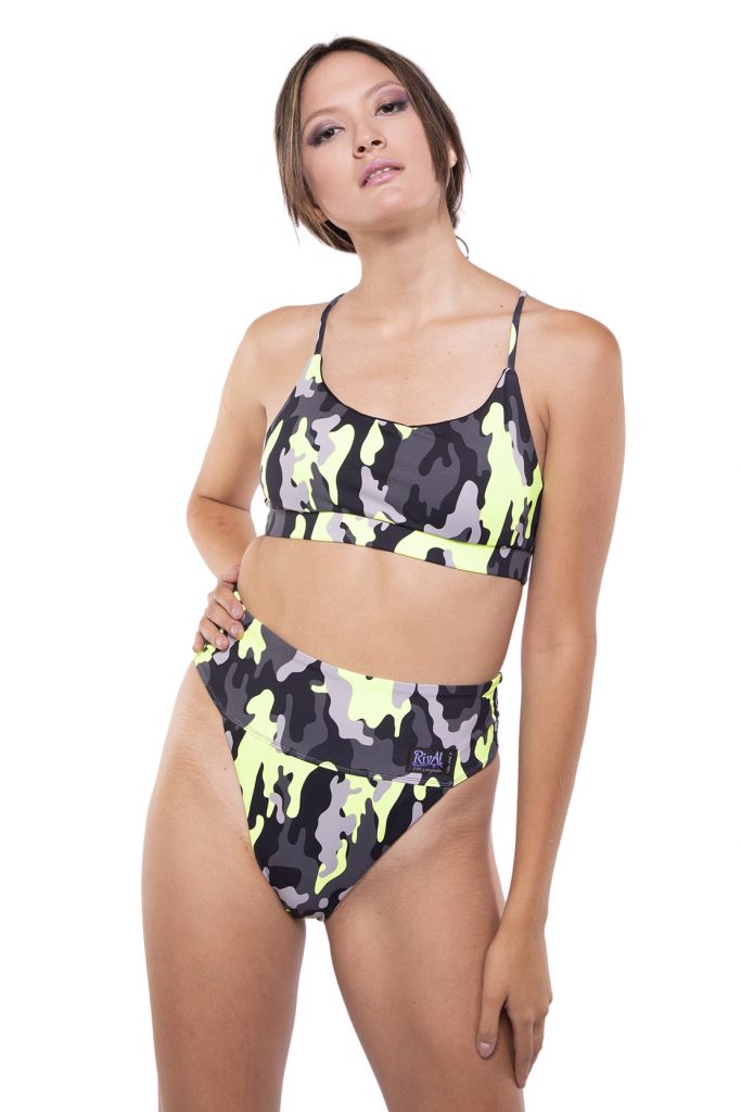 Bikini Sporty Cam